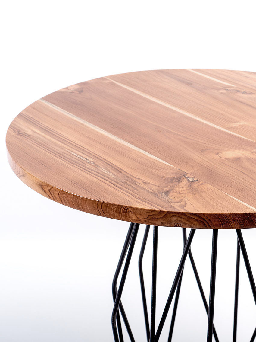 Dining table | FELIA