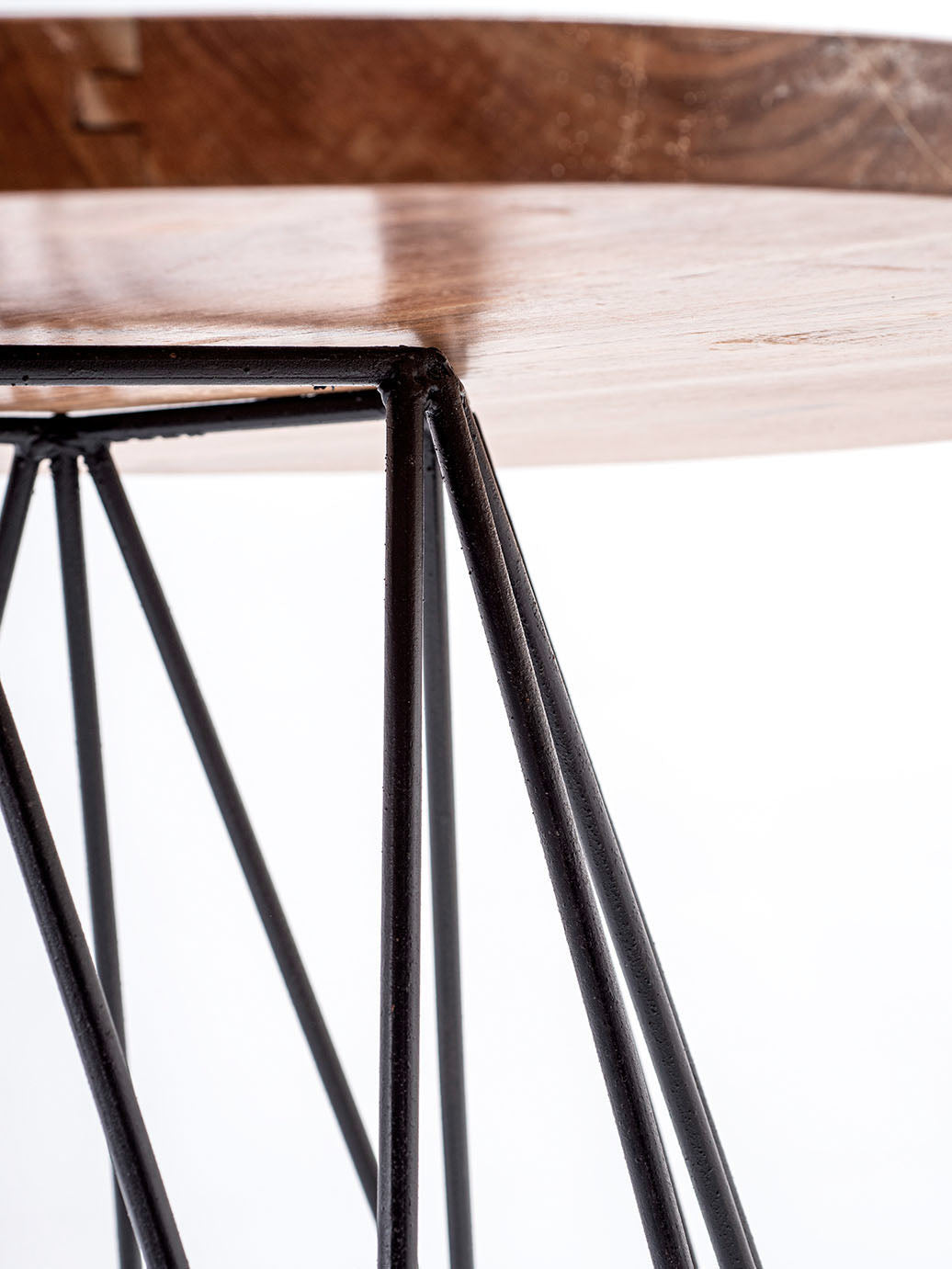 Dining table | FELIA